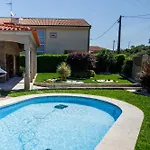 Deluxe Home, Peace &