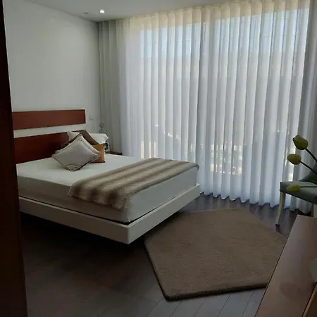 Deluxe Home, Peace & *