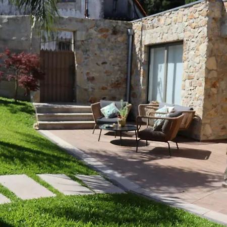 Deluxe Home, Peace & *