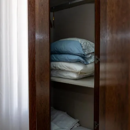 Deluxe Home, Peace & *