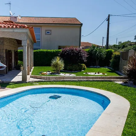 Deluxe Home, Peace &