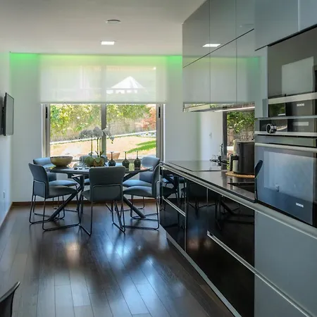 וילה Deluxe Home, Peace & *