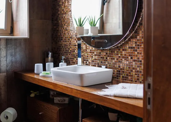 Deluxe Home, Peace & ヴィラ ヴィラ・ド・コンデ