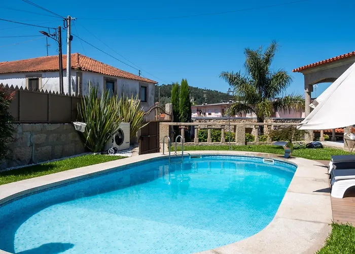 Deluxe Home, Peace & *