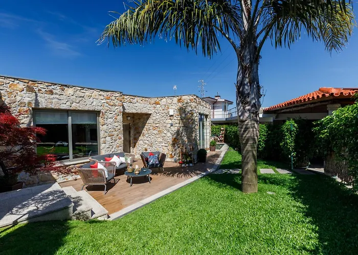 别墅 Deluxe Home, Peace & 孔迪镇