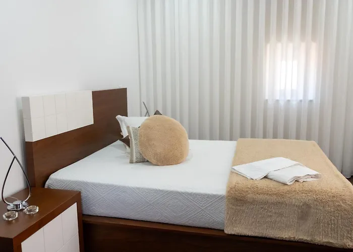 Deluxe Home, Peace & *