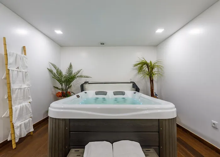 Deluxe Home, Peace & ヴィラ