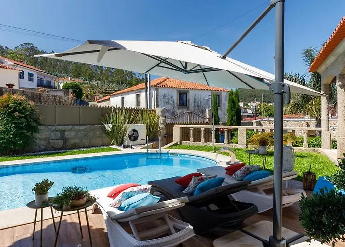 Deluxe Home, Peace & ヴィラ ヴィラ・ド・コンデ