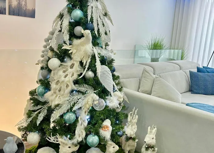 Deluxe Home, Peace & *